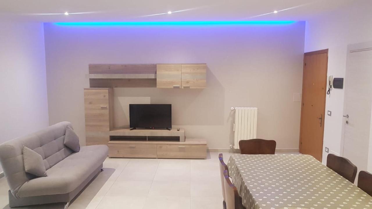 Appartamento Fronte Mare Falconara Marittima Ngoại thất bức ảnh